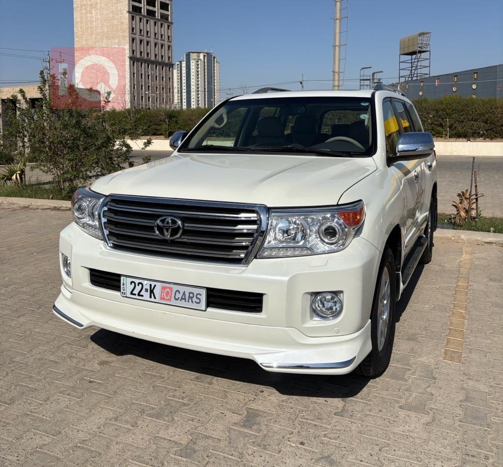 تويوتا لاندكروزر